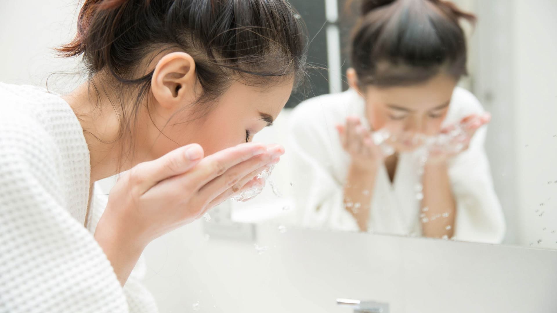 Cleansing Balm Semakin Popular? Panduan Double Cleansing Yang Berkesan